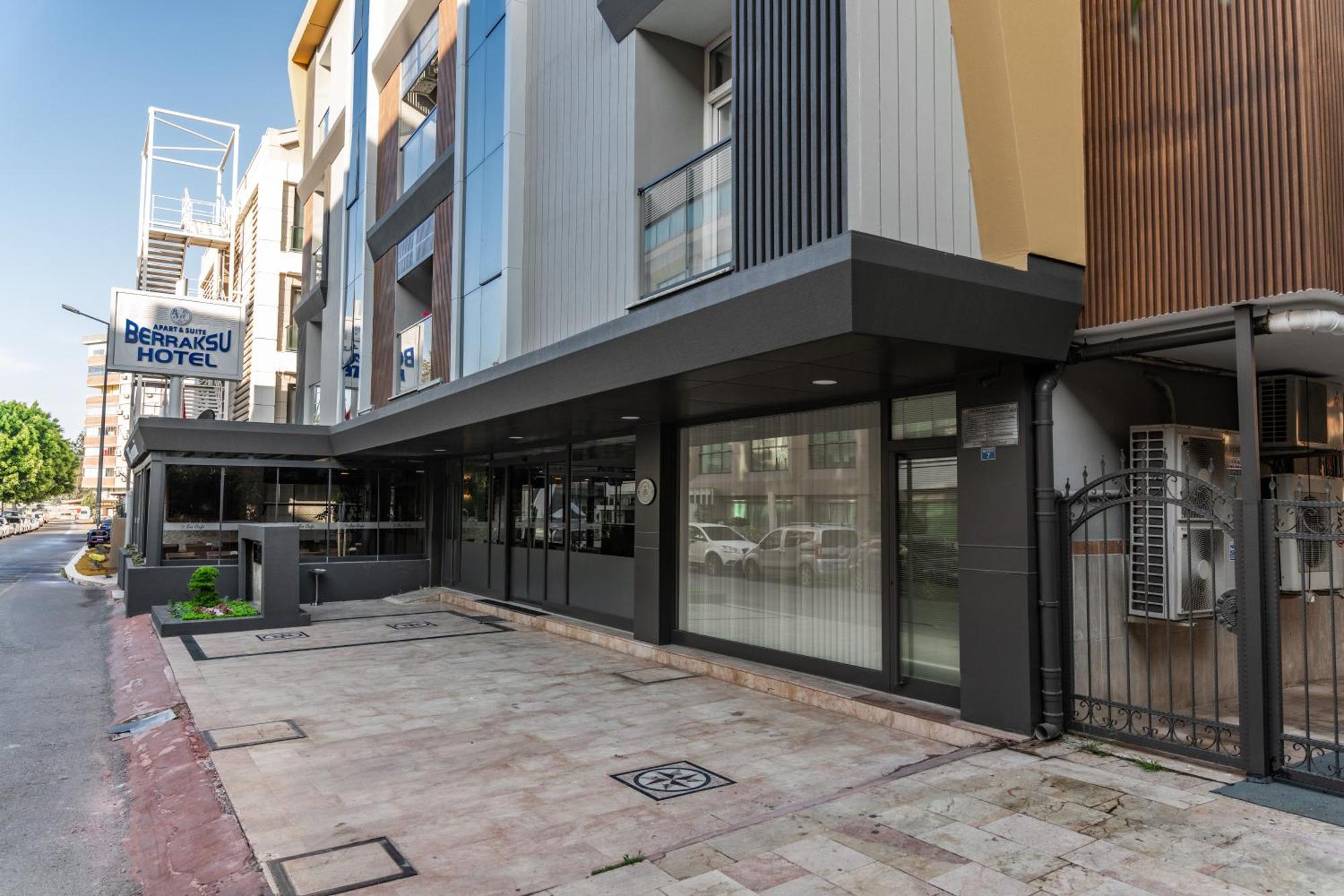 Berrak Su Hotel Antalya Exterior foto